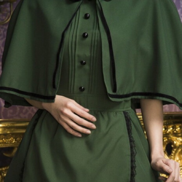 JAPAN DISNEY HAUNTED MANSION MAID DRESS COSTUME - Picture 3 of 10